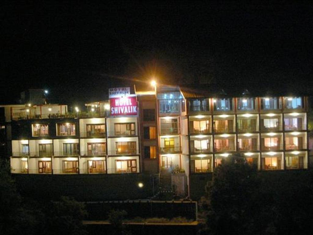 Hotel Shivalik Kasauli Esterno foto